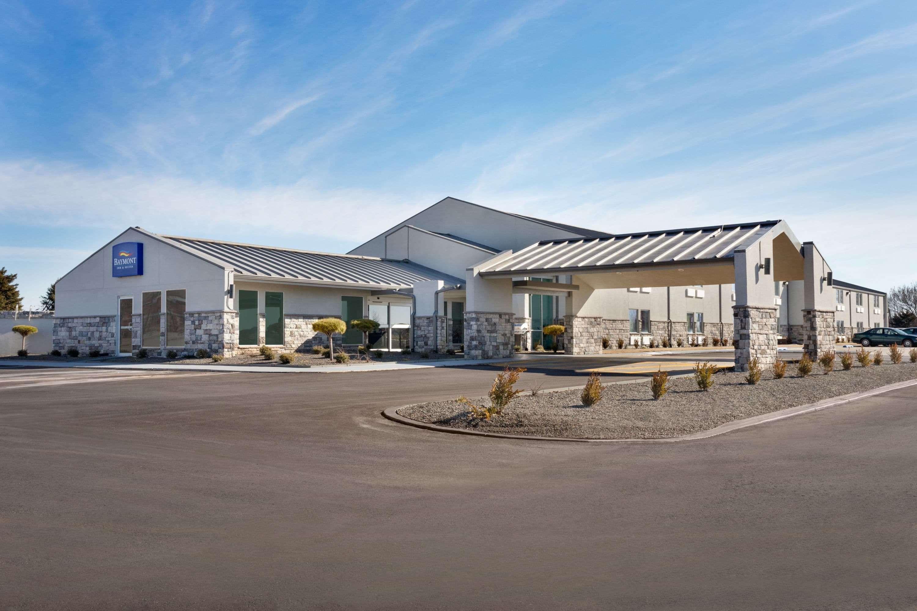 Baymont Inn & Suites Shawnee Eksteriør billede